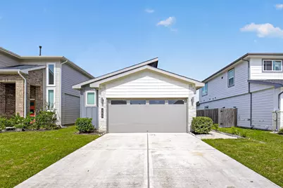 12820 Tokenhouse Lane, Houston, TX 77047 - Photo 1
