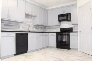 12625 Memorial Dr, Houston, TX 77024 - Photo 11