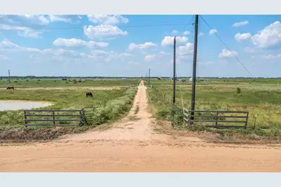 1257 County Road 141, Rock Island, TX 77470 - Photo 3