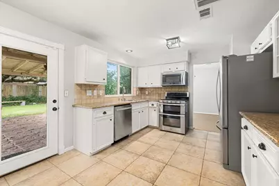 8322 Hot Springs Drive, Houston, TX 77095 - Photo 15