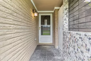 1918 Crestdale Dr, Houston, TX 77080 - Photo 3