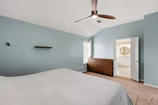 4811 Red Lantern Dr, Friendswood, TX 77546 - Photo 21