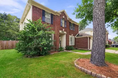 4811 Red Lantern Drive, Friendswood, TX 77546 - Photo 3