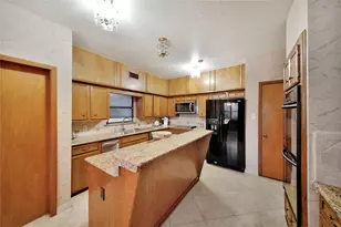 14111 S Suddley Castle St, Houston, TX 77095 - Photo 9