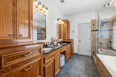 12810 Fisher Drive, Mont Belvieu, TX 77523 - Photo 15