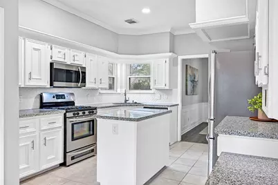 1219 Merriewood Drive, Friendswood, TX 77546 - Photo 5