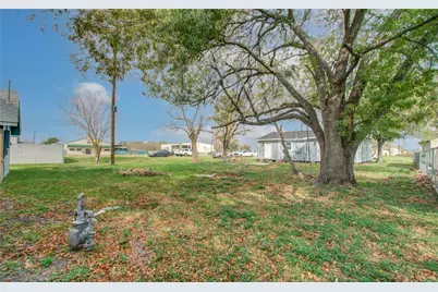 114 S Iowa Street, La Porte, TX 77571 - Photo 33