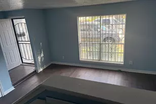6326 S Briar Bayou Dr, Houston, TX 77072 - Photo 3