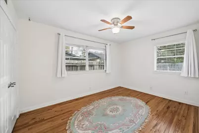 2017 Shadowdale Dr, Houston, TX 77043 - Photo 11