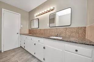212 Harold Ln, Baytown, TX 77521 - Photo 15