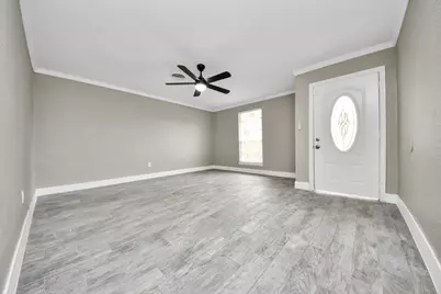 212 Harold Lane, Baytown, TX 77521 - Photo 9