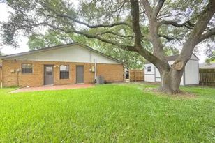 2207 Gontier Dr, Bay City, TX 77414 - Photo 15