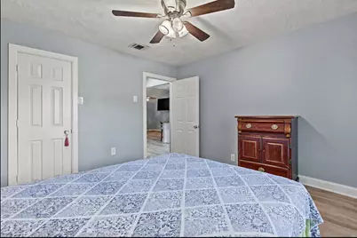 12802 Enchanted Path Drive, Houston, TX 77044 - Photo 27