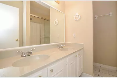 1641 W Sam Houston Parkway S, Houston, TX 77042 - Photo 37