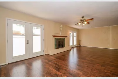 1641 W Sam Houston Parkway S, Houston, TX 77042 - Photo 9