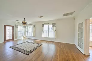 1111 Rutland St, Houston, TX 77008 - Photo 9