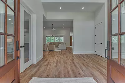 8616 Grand Lake Estates Drive, Montgomery, TX 77316 - Photo 5