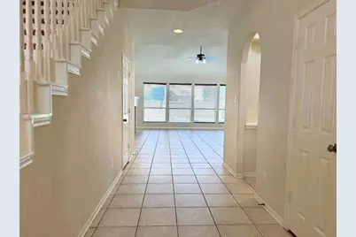 6319 Misty Creek, Missouri City, TX 77459 - Photo 5