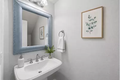 240 W 26th Street, Houston, TX 77008 - Photo 11