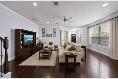 240 W 26th Street, Houston, TX 77008 - Photo 3