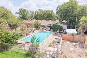 202 Broadmoor St, Victoria, TX 77904 - Photo 11