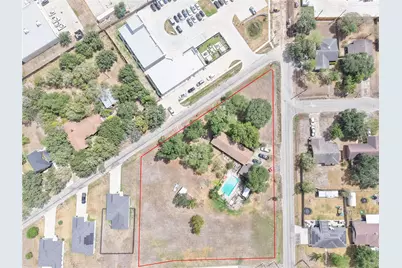 202 Broadmoor Street, Victoria, TX 77904 - Photo 3