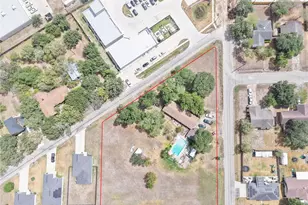 202 Broadmoor St, Victoria, TX 77904 - Photo 3