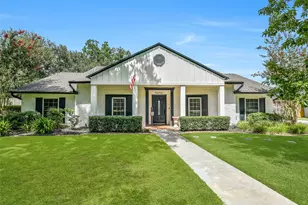 9 Earlham Dr, Friendswood, TX 77546 - Photo 1