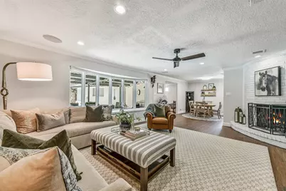 9 Earlham Drive, Friendswood, TX 77546 - Photo 11