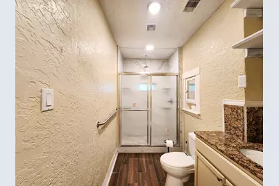 2222 Hogg Street, Houston, TX 77026 - Photo 5