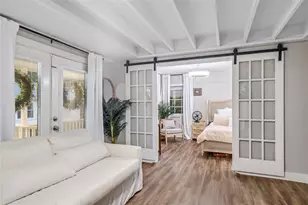 327 Middleton St, Kemah, TX 77518 - Photo 13