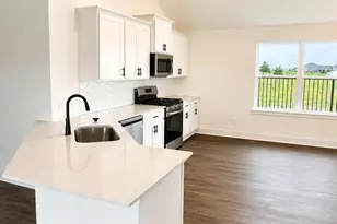 2064 Emerald Lk Trl, Dayton, TX 77535 - Photo 5