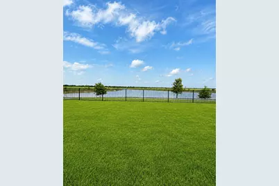 2064 Emerald Lake Trail, Dayton, TX 77535 - Photo 9