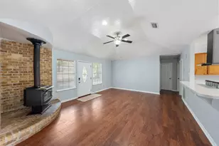 11673 Robin Ln, Conroe, TX 77303 - Photo 7