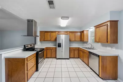 11673 Robin Lane, Conroe, TX 77303 - Photo 9