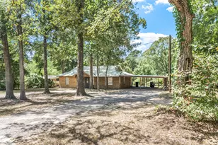 11673 Robin Ln, Conroe, TX 77303 - Photo 1
