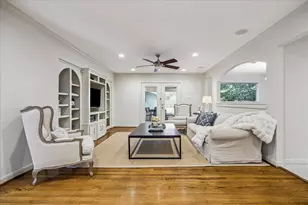 9226 Timberside Dr, Houston, TX 77025 - Photo 7