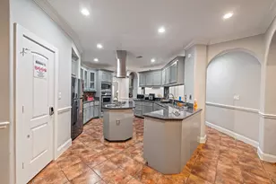 2426 Tackaberry St, Houston, TX 77009 - Photo 15