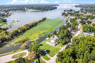 12755 Paradise View Ct, Willis, TX 77318 - Photo 3