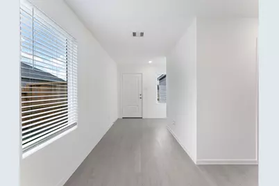 706 Umbrella Tree Drive, Magnolia, TX 77354 - Photo 5