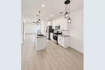 8312 Prairie View Drive, Houston, TX 77088 - Photo 3