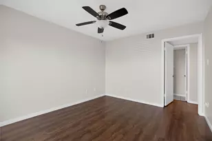 88 Lakeview Village, Conroe, TX 77356 - Photo 37