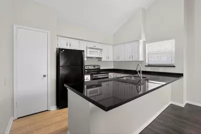 88 Lakeview Village, Conroe, TX 77356 - Photo 25