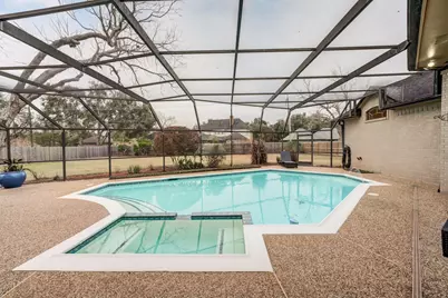 338 Timbercreek Drive, Lake Jackson, TX 77566 - Photo 11