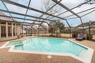 338 Timbercreek Dr, Lake Jackson, TX 77566 - Photo 9