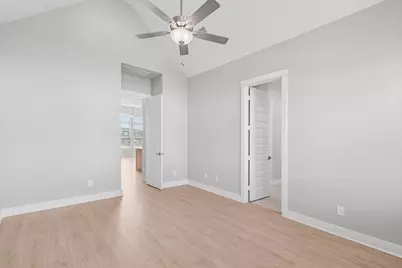 16026 Hayes Park Drive, Houston, TX 77079 - Photo 33