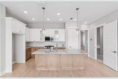 16026 Hayes Park Drive, Houston, TX 77079 - Photo 25