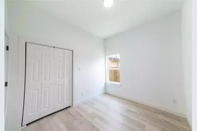 333 Delaware St, Houston, TX 77029 - Photo 9
