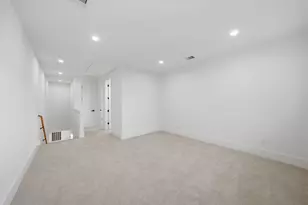 1322 Lawrence St, Houston, TX 77008 - Photo 39