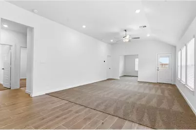 13210 Hayden Peak Drive, Iowa Colony, TX 77583 - Photo 15